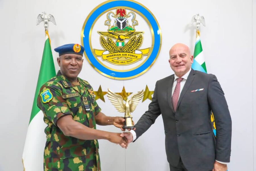 Forze Armate Della Nigeria Alle Prossime Guerre Con I Caccia “leggeri 