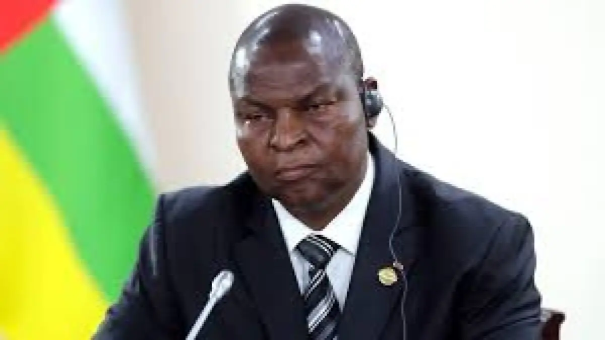 Incollato alla poltrona: il presidente centrafricano rieletto per la terza volta