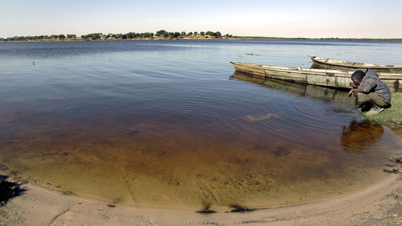 Attacco contro i Boko Haram: aerei di N’Djamena bombardano i pescatori sul lago Ciad