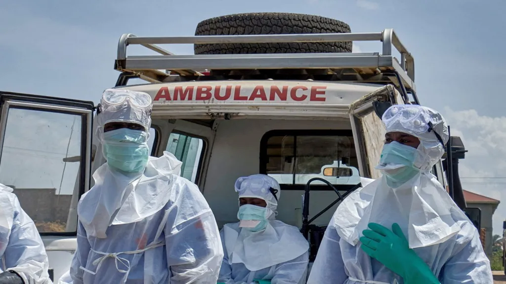 La lotta contro ebola “inciampa” nella diffidenza della popolazione che non crede al pericolo del virus